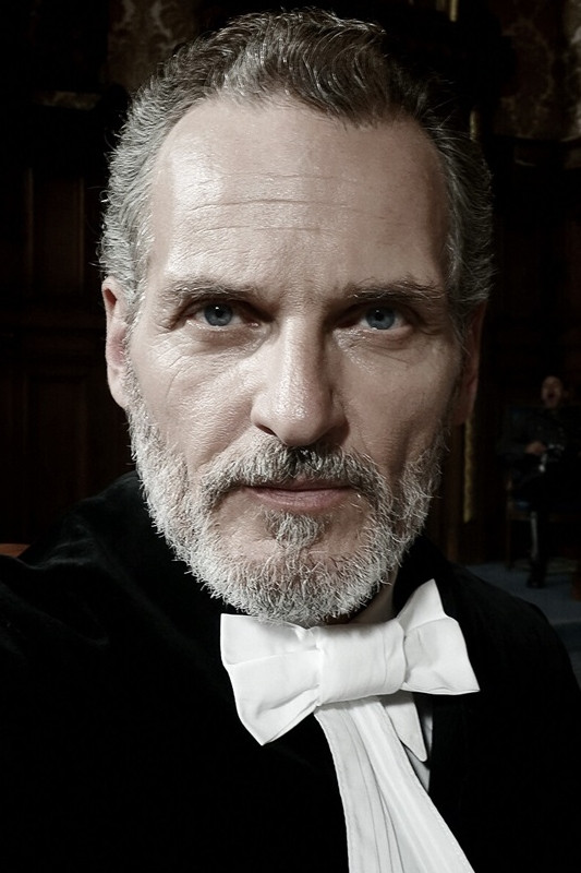 Jürgen Zwingel as Otto Hauser in La Saison des immortelles