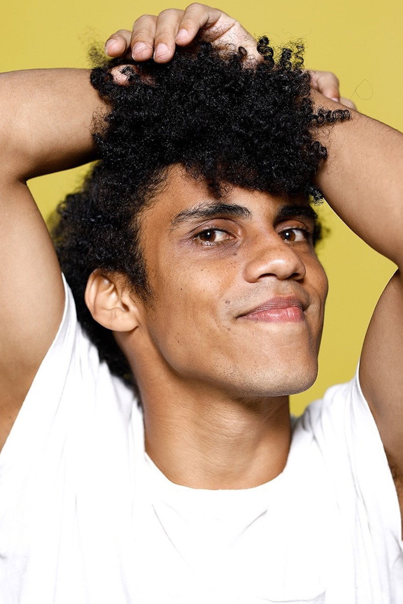 Jorge Neto as Rick in Joint Venture