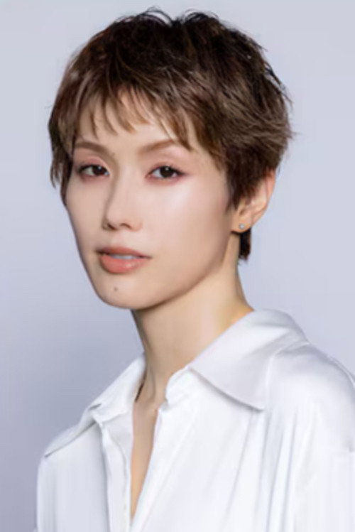 彩風咲奈 as Don Carlo in Don Juan