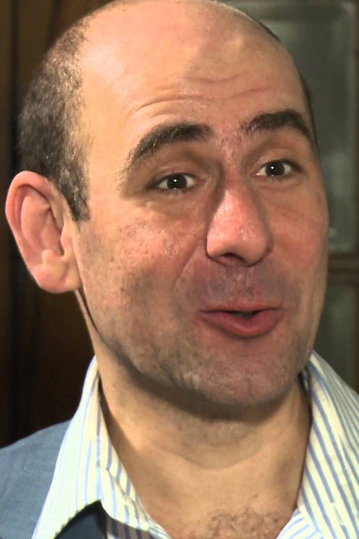Lázár Balázs as Jenő in Dollybirds