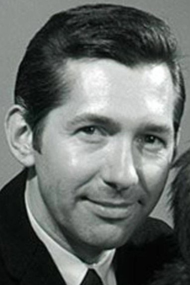 Don Sahlin as Comic in Time Piece