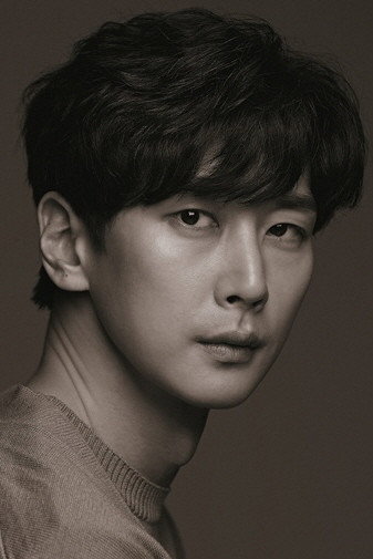 심지호 as Kang Hyun Ki in Love To The End