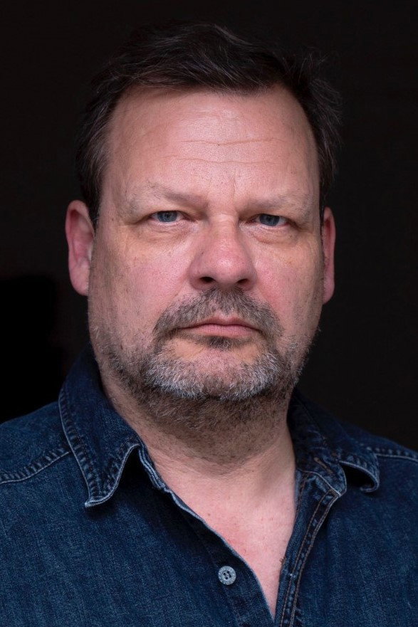 Ulrich Bähnk as Polizist Fred Keller in Die Versuchung