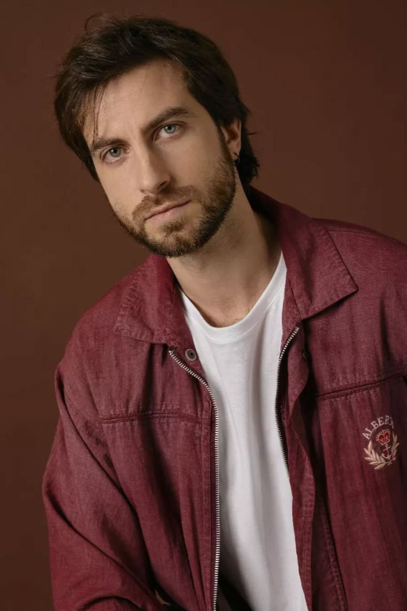 Frederico Vasques as Soldado I in The Flesh Itself