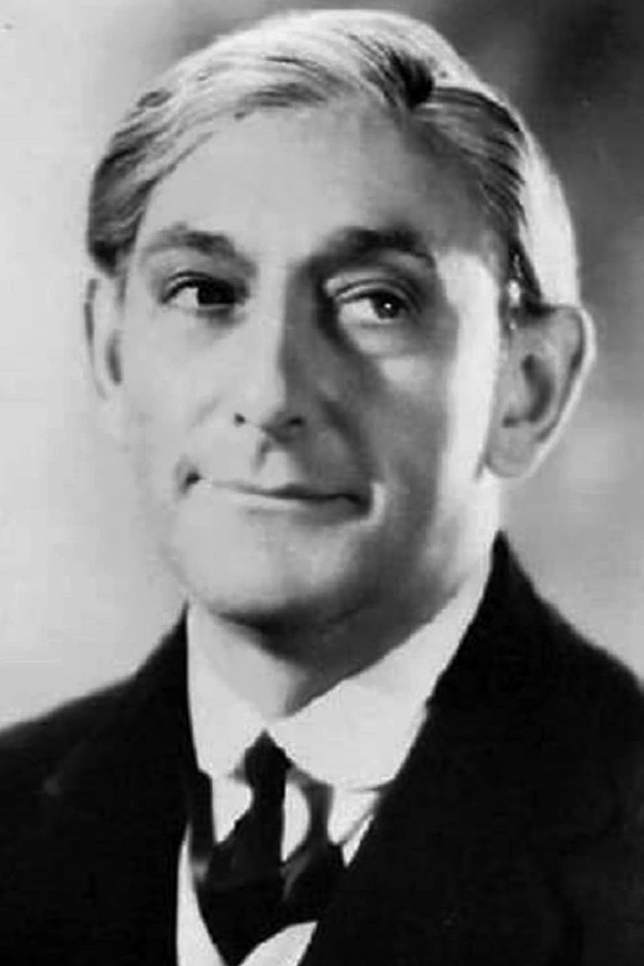 Paul Graetz as Max Schultze in Red Wagon