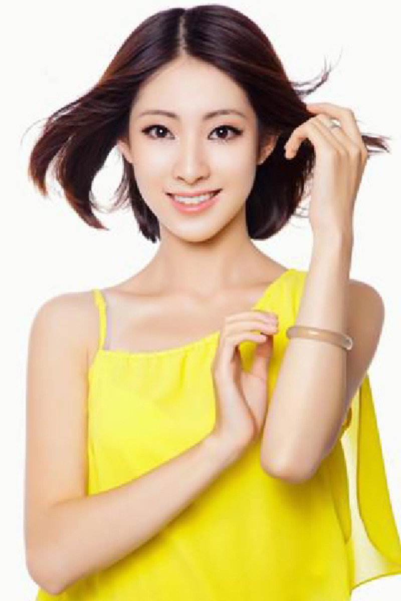 Li Shuinuo as Mei Lan in Flowers Bloom In Winter