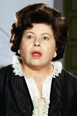Ηλέκτρα Καλαμίδου as Kleopatra in Eva Has Not Sinned