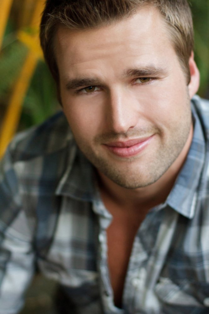 Cameron Brinkman as Self in Laguna Beach