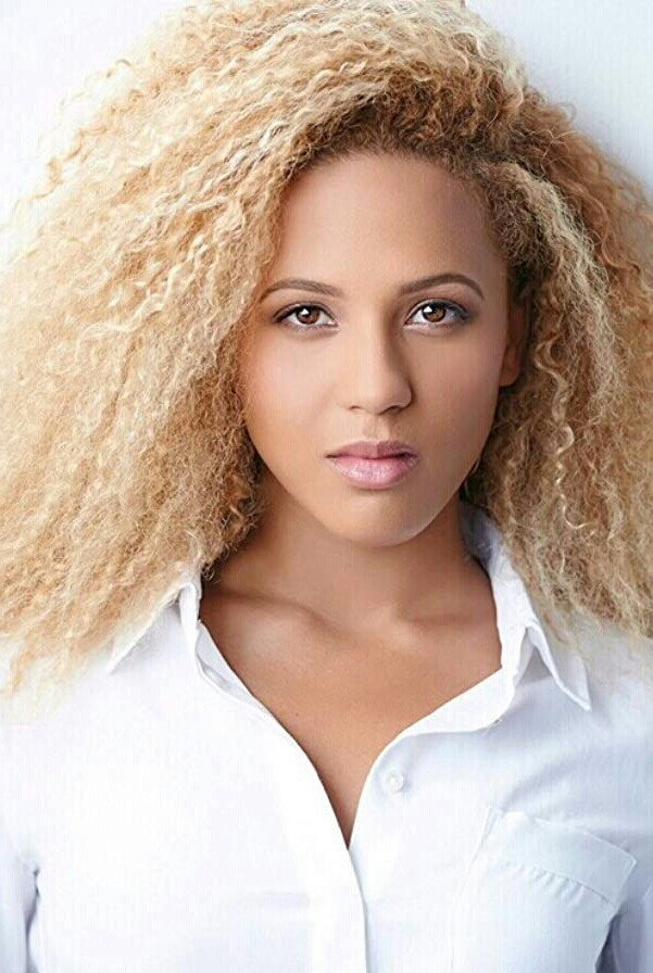 Robyn Alomar as Devyn in Baldwin Beauty