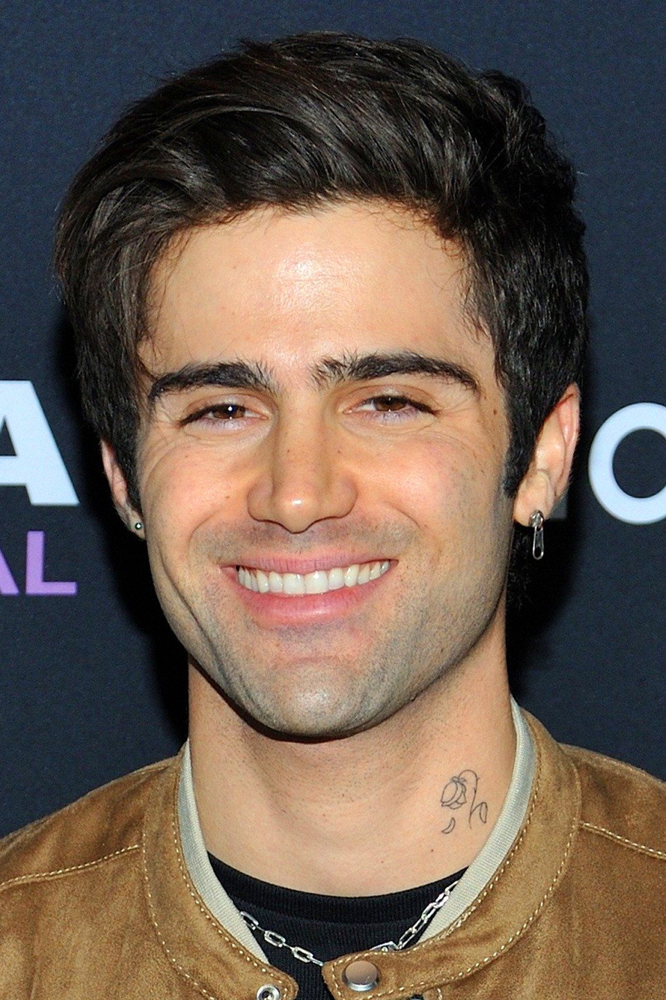 Max Ehrich as Quinn Harris in Embeds