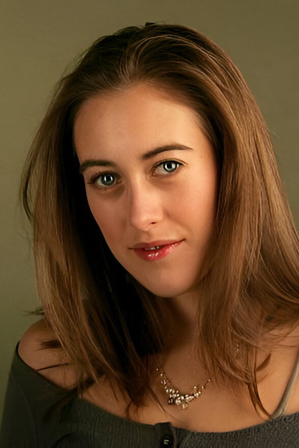 Lauren Currie Lewis as Claire Parker in Salvage