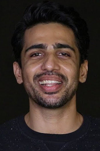 Gulshan Devaiah as JJ (Jairam Jha) in Smoke