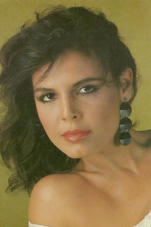 Márcia Porto as Heloísa in A Máfia no Brasil