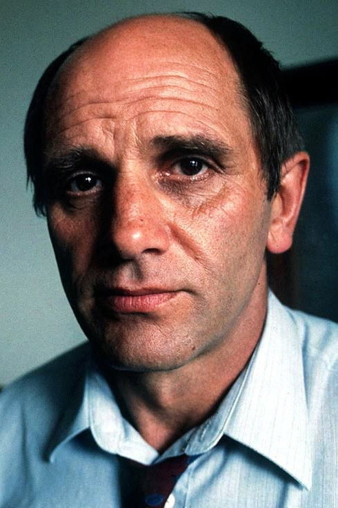Bruno Lawrence as Brian Thompson in Frontline