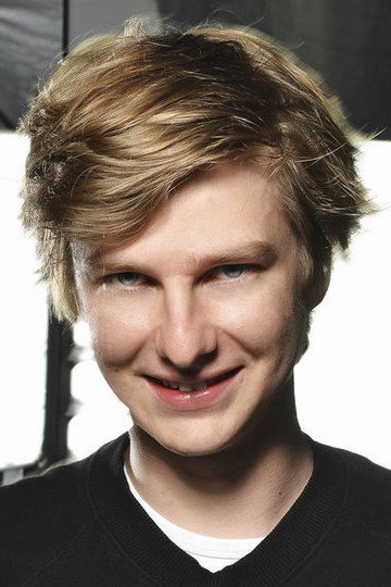 Braňo Holiček as David in All My Loved Ones