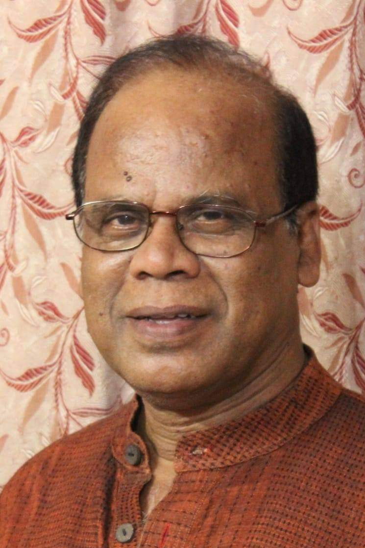 Shyamal Dutta as Inspector in Annaye Atyachar