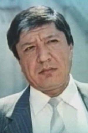 Мурад Раджабов as Xoshim Soqiyevich in Sevginator