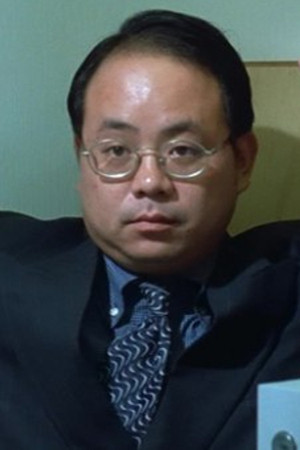 洪偉良 as Mr. Lee in 暗戰