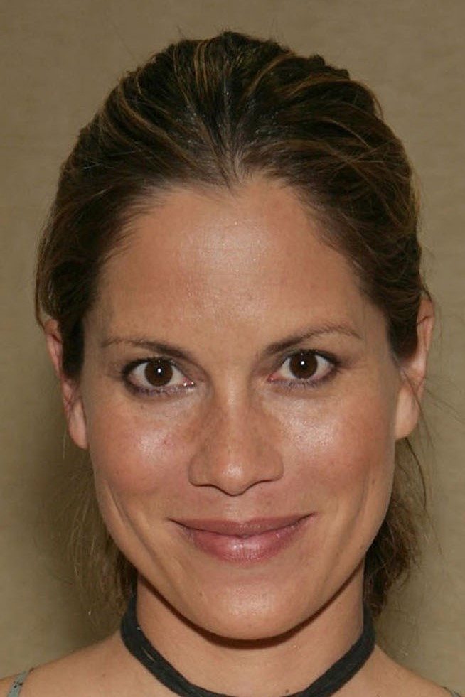Maxine Bahns as Jenny in Charlie Valentine