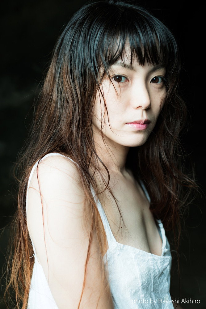Norie Yasui as Junko Ogura / Lulu in Tokyo Stray Girls