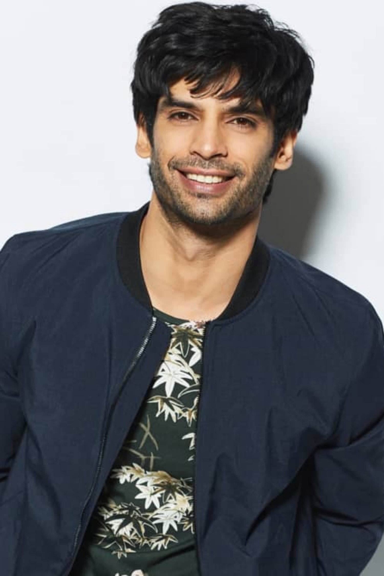 Gaurav Arora as Sameer Saxena (Sam) in Love Games