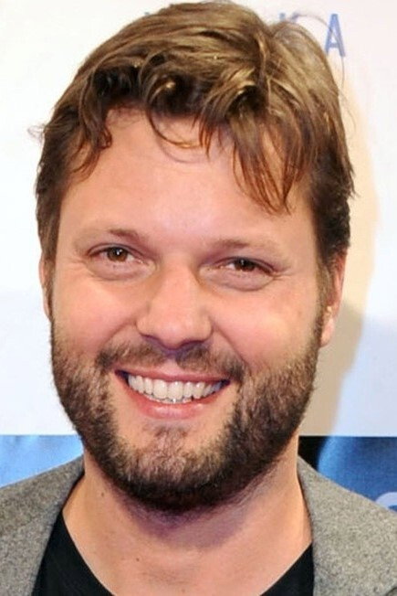 Peter Thorwarth as Bernhardt in Video Kings