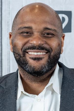 Ruben Studdard as Self in Pauly Shore's Natural Born Komics: Miami