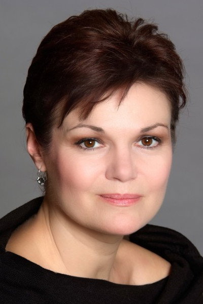 Simona Postlerová as Javorská in Territory of the White Kings