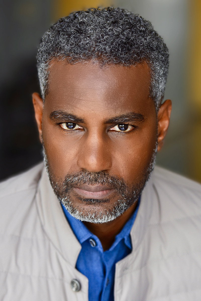 Gregory M. Mitchell as Warren in The Perfect In-Laws
