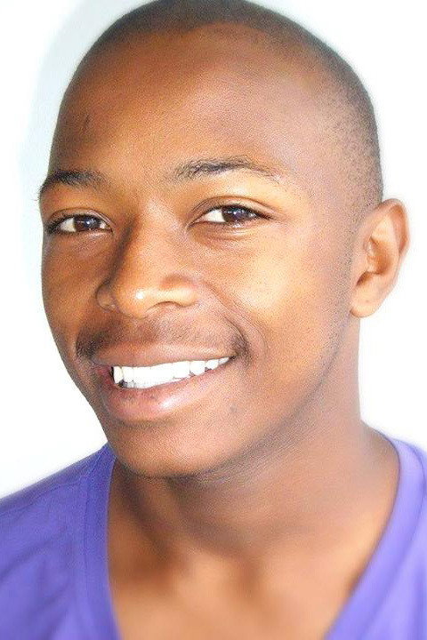 Kagiso Kuypers as Dia Vandy in Blood Diamond