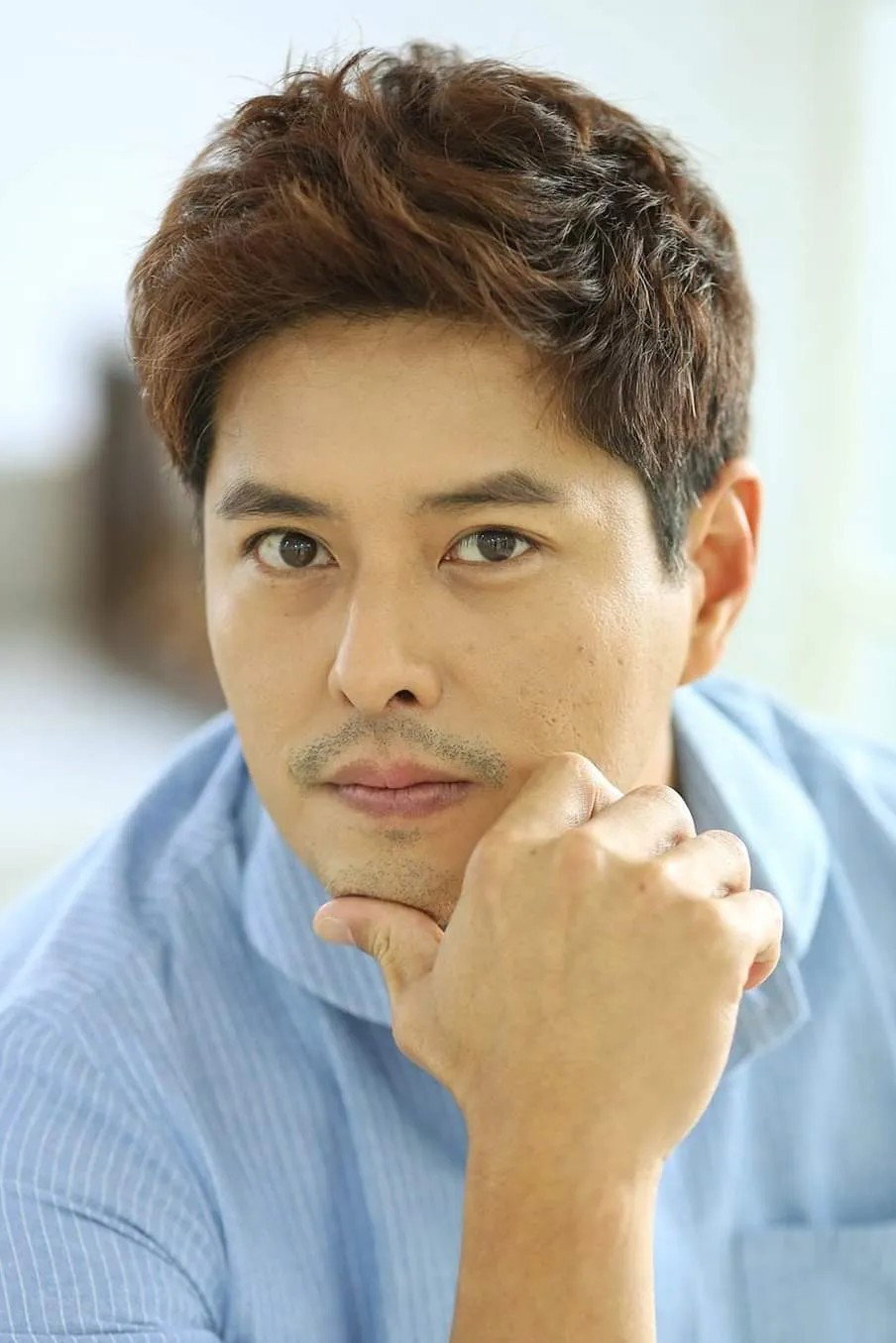 Kim Hyuk as Yelü Longxu in Korea-Khitan War
