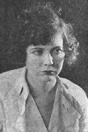 Emma Bell Clifton as Fatty's Wife in A Robust Romeo