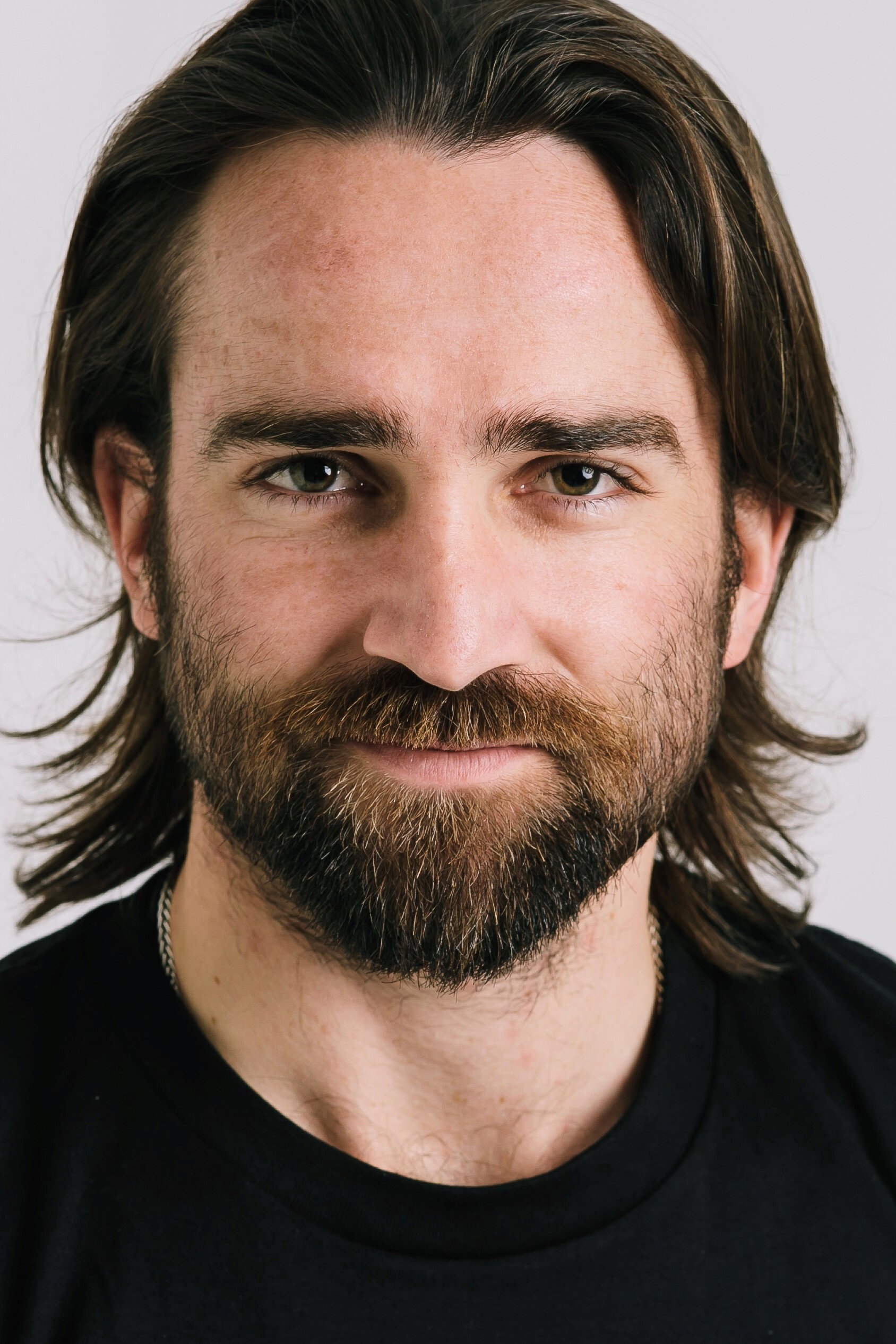 Matthew Arbuckle as Gordon in Sparrow