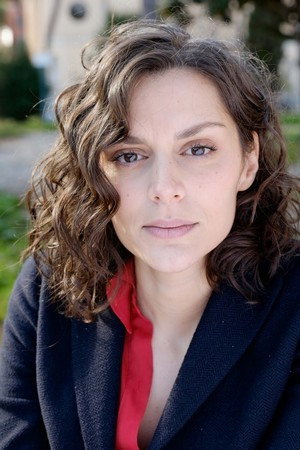 Raffaella Rea as Jasmine in One Thousand and One Nights