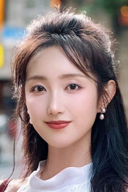 姚尧 as Contestant in Solo Comedy