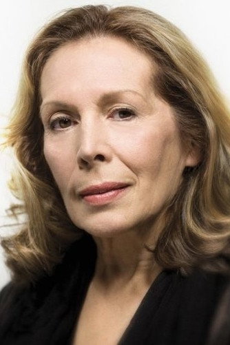 Angèle Coutu as Sœur Réjane Rainville, la sœur religieuse du docteur in The Legacy