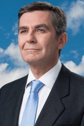Queco Novell as Self - Host in Trenquin tòpics