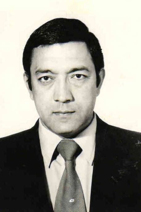 Yodgor Sadiev as Тагай (в титрах - Е. Согдиев) in Dzhura -  Hunter from Min-Arkhar