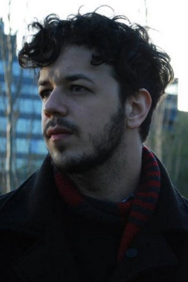 Pablo Sigal as Arturo in Lions