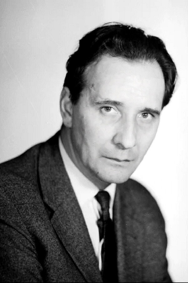 Andrzej Szczepkowski as Gang Leader in Pan Anatol szuka miliona