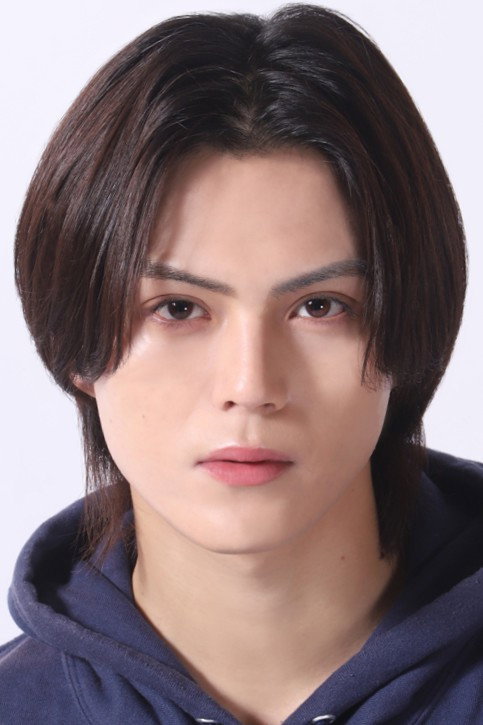 簡秀吉 as Watarai Tsukasa in School Trip: Joined a Group I'm Not Close To