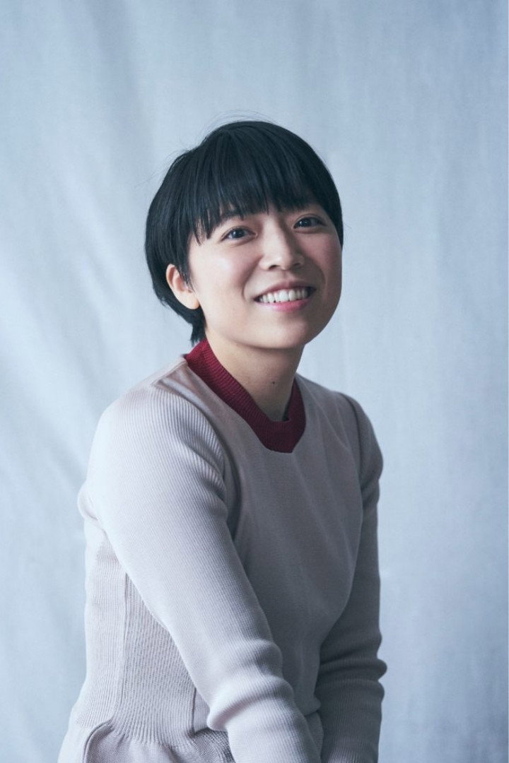 田島ゆみか as Enari in Isn't Anyone Alive?