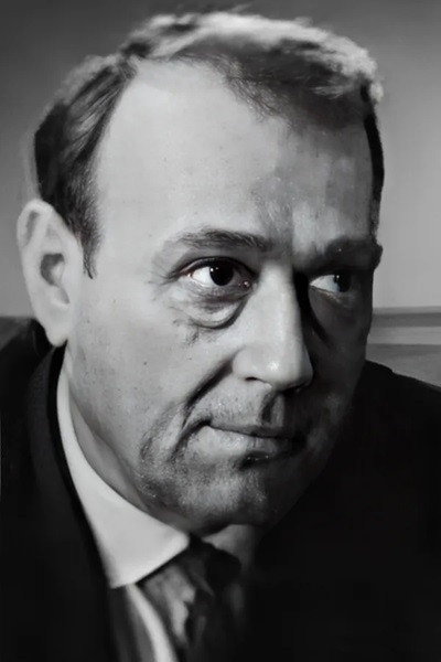 Александр Захаров as мужик in Nose