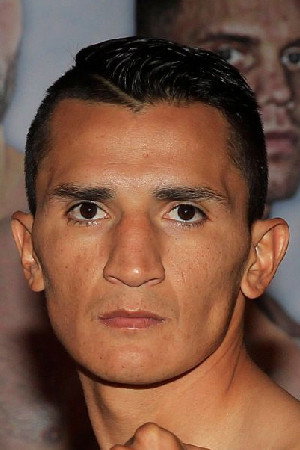 Daniel Estrada as Self in Shawn Porter vs. Kell Brook