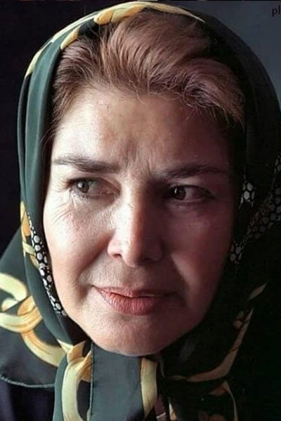 Afarin Obeisi as Amin's Mother in Chocolate