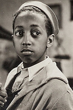 Carl Gross as Abraham Jones in Man Hunt