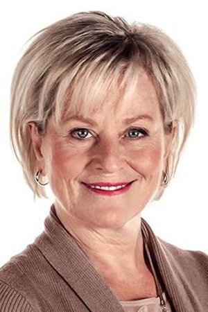 Anne Marie Ottersen as Eva Holm in Holms