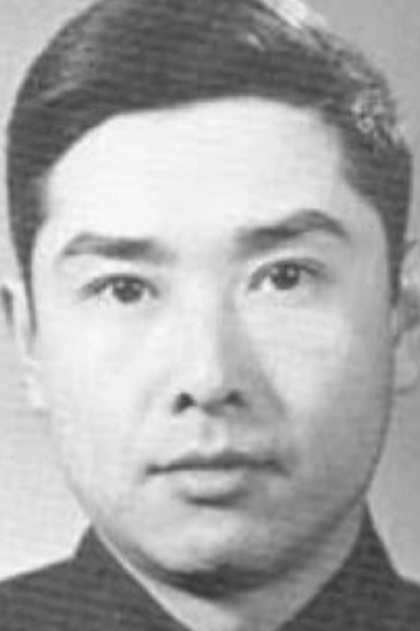 童弟 as Zhang the Eunuch in Farewell My Concubine