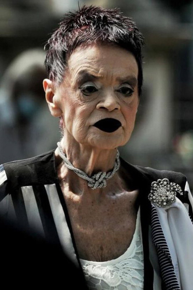 Ruška Jakić as Herself in Battery Man