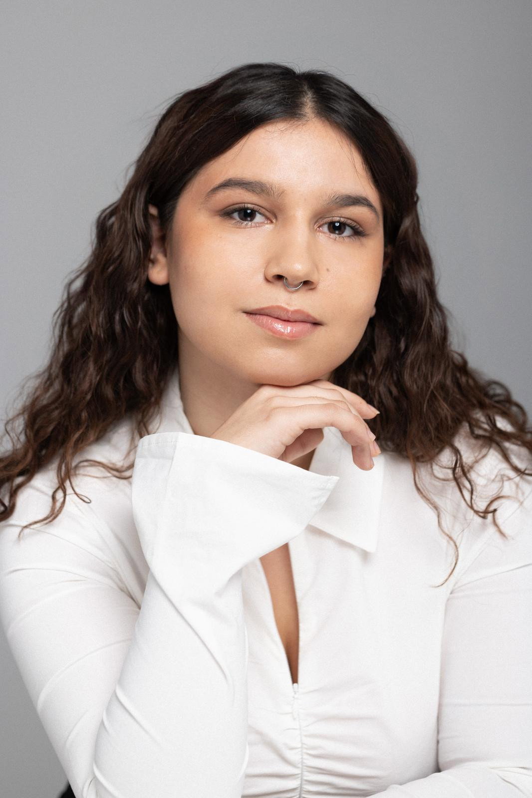 Tania Godoy as Carmela in San Cornelio